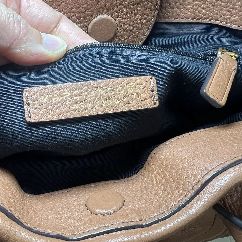 Marc Jacobs Tan Leather Satchel Shoulder Bag - Picture 10 of 16